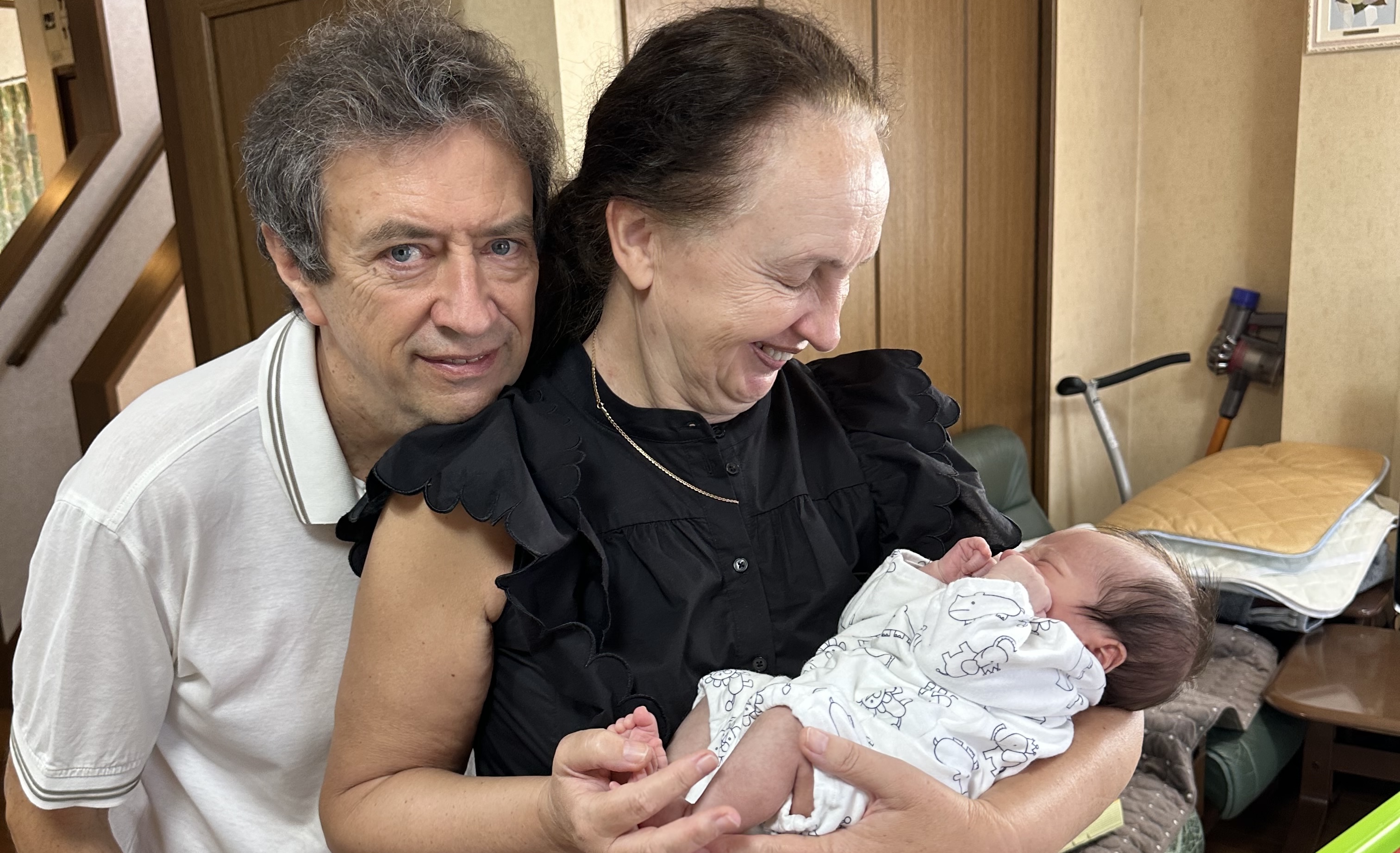 Meeting their grandchild